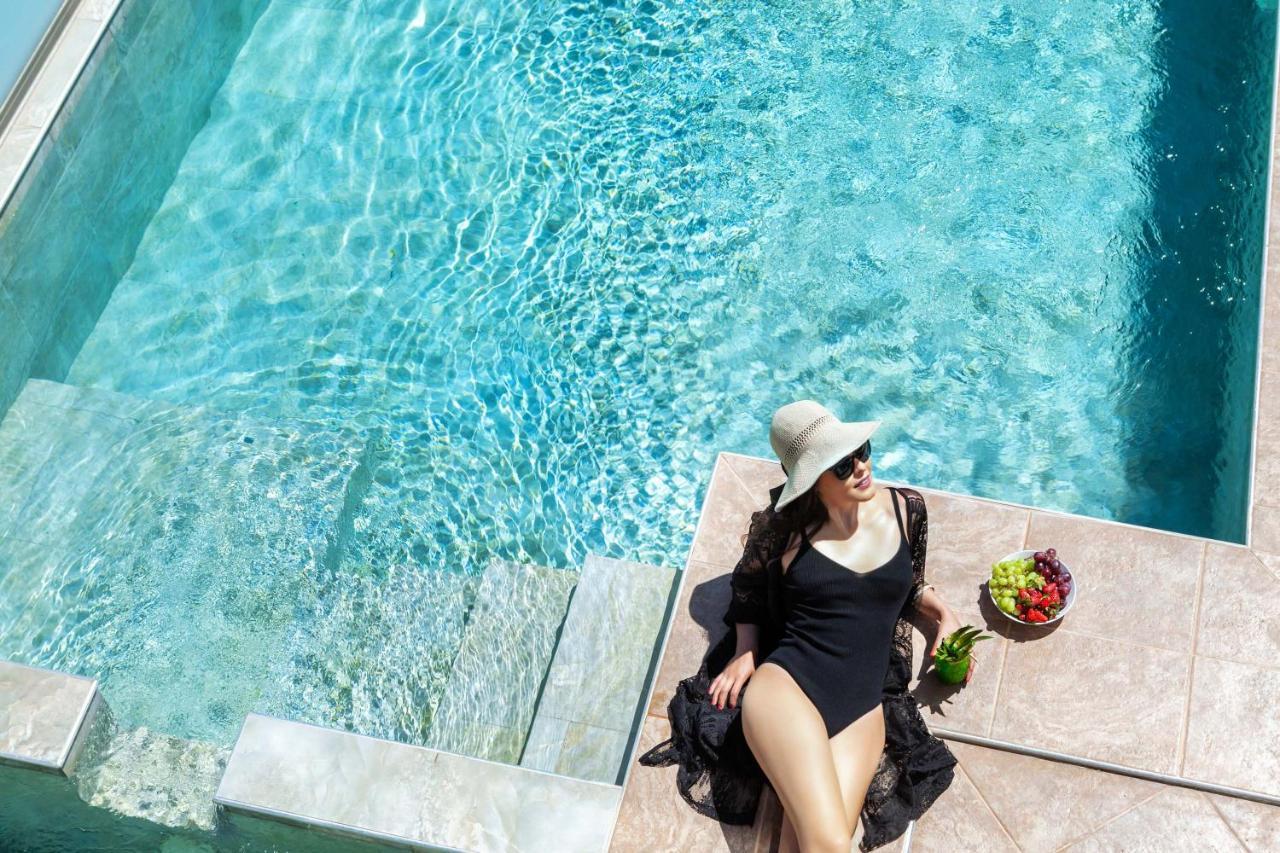 Sunny Villas Resort & Spa 하니오티 외부 사진