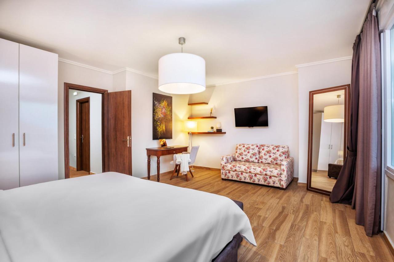 Sunny Villas Resort & Spa 하니오티 외부 사진